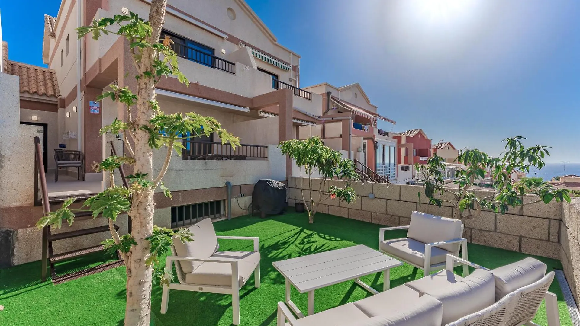 펜션 Exclusive New Townhouse In Playa Paraiso 아데제 스페인