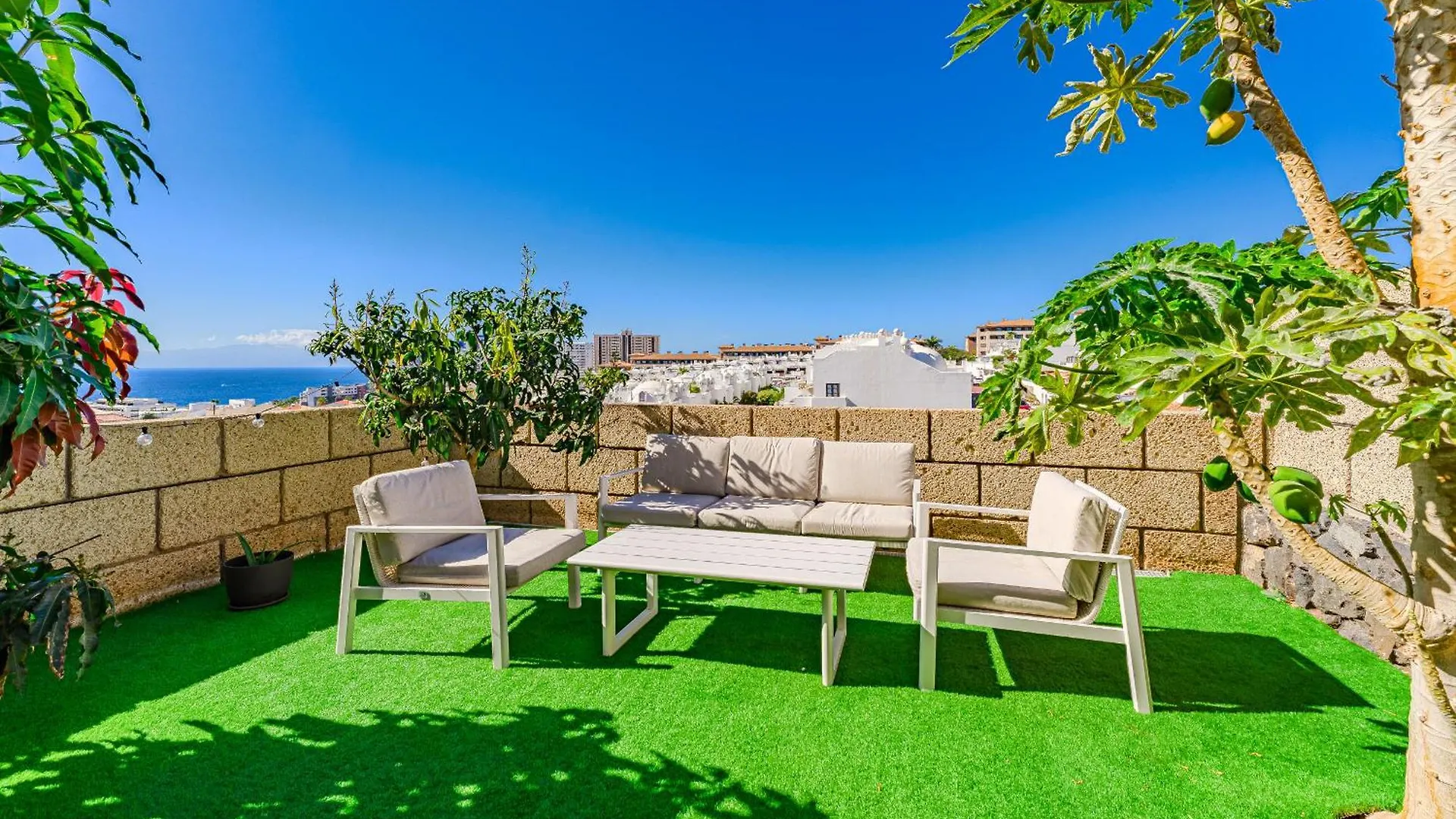 Exclusive New Townhouse In Playa Paraiso 아데제 0*,
